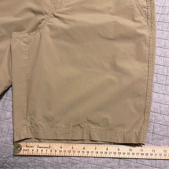 Columbia Men's Trail Shorts XM4805 Beige Flat Front 10" Mid Rise Size 34 - Picture 8 of 12